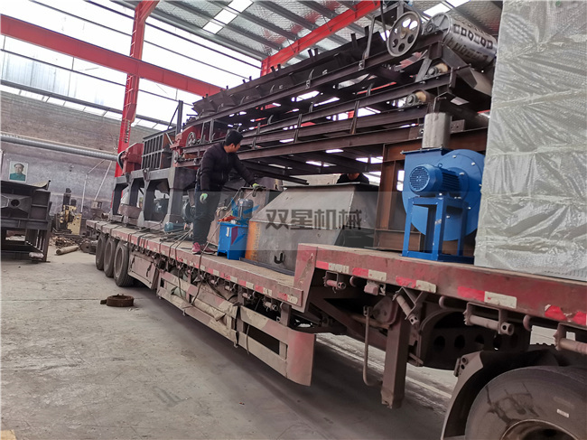 機件鋁撕碎機發(fā)貨發(fā)往江蘇設備現場