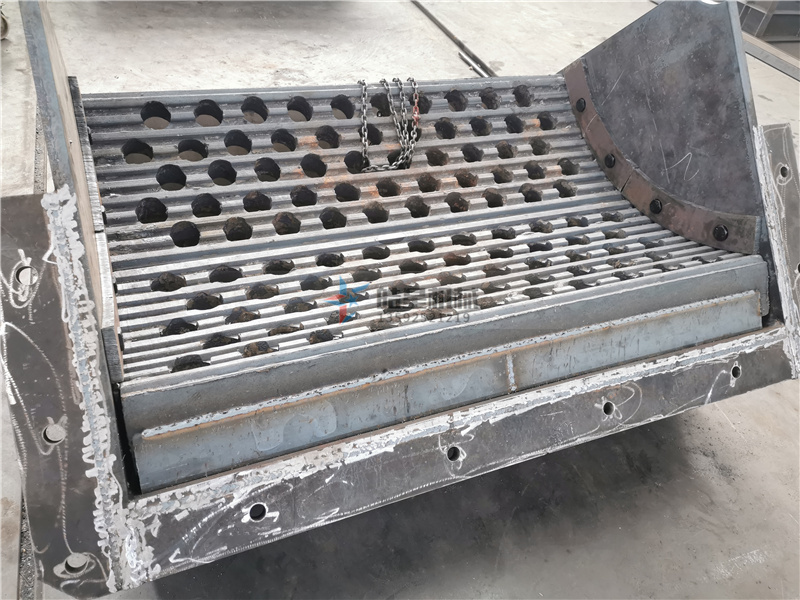 <a href='http://www.oaphp.cn' target='_blank'><span>鋁合金破碎機</span></a>